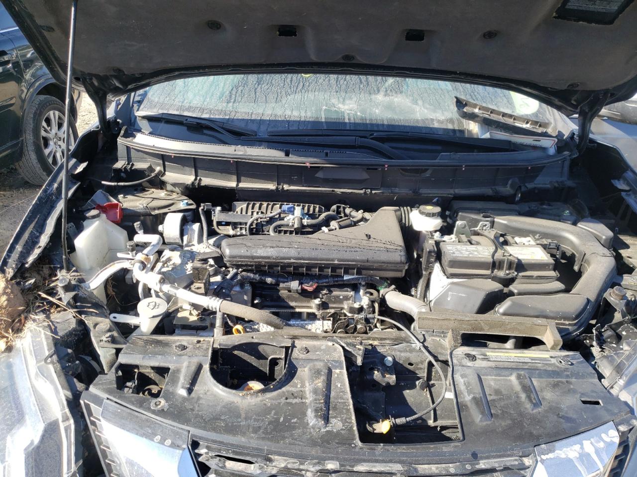 Photo 7 from auction – 2019 NISSAN ROGUE S with VIN 5N1AT2MT3KC767236