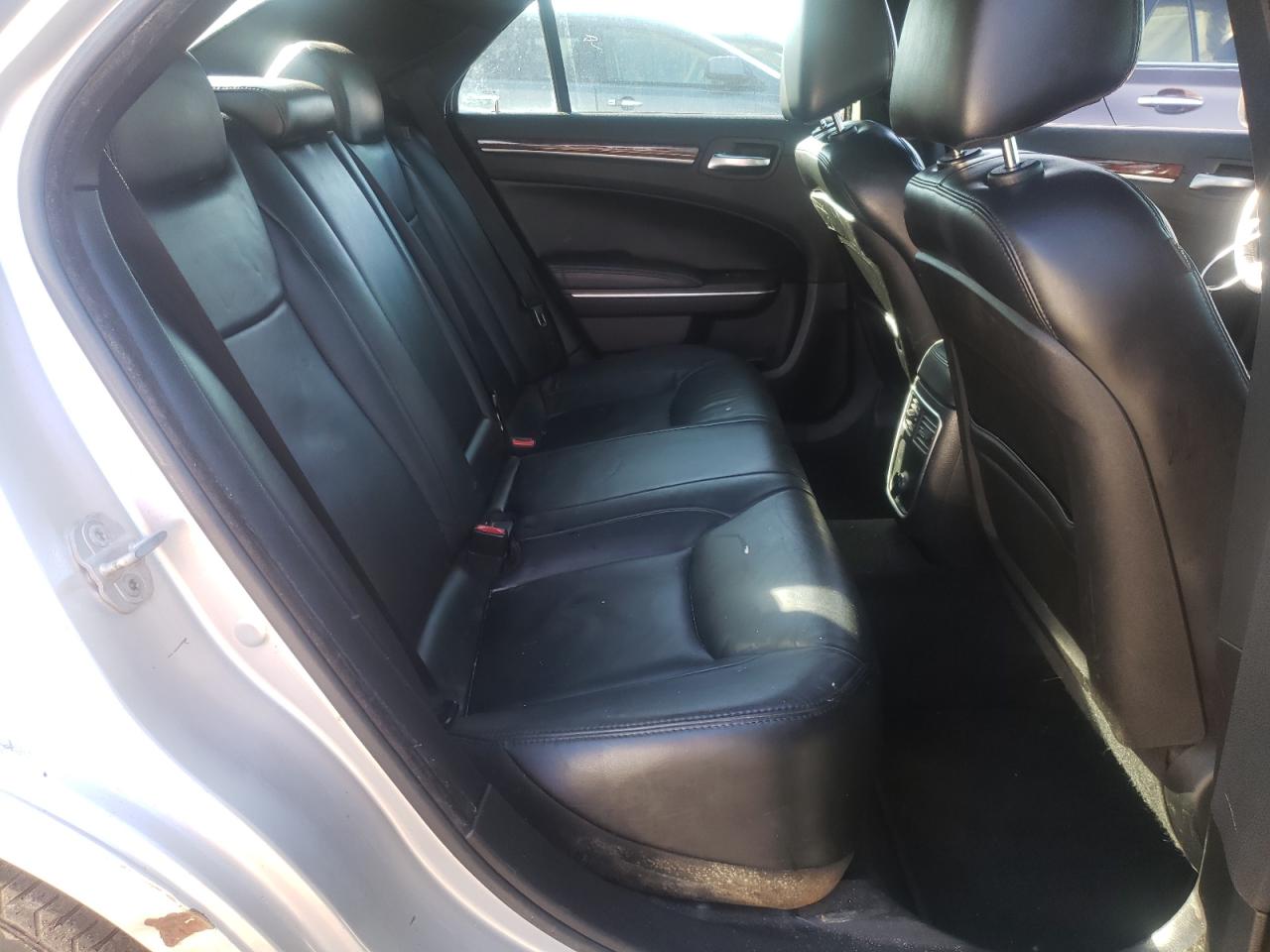 Photo 6 from auction – 2012 CHRYSLER 300 LIMITE with VIN 2C3CCACG8CH216444
