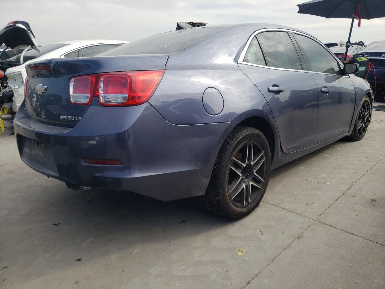 Photo 4 from auction – 2015 CHEVROLET MALIBU LS with VIN 1G11B5SL6FF300899
