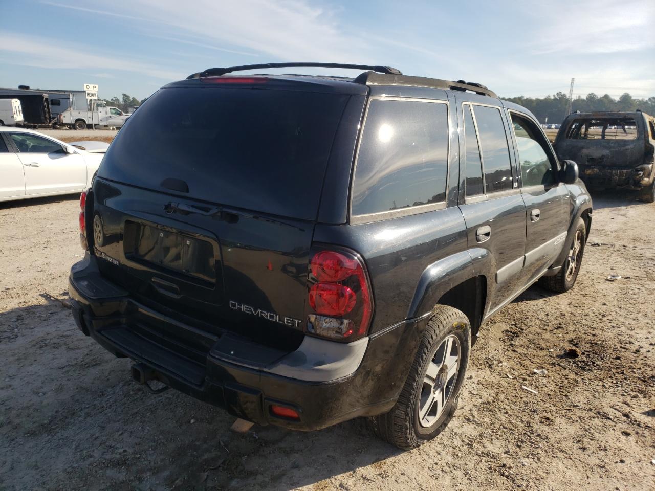 Photo 4 from auction – 2003 CHEVROLET TRAILBLAZE with VIN 1GNDT13S432274085