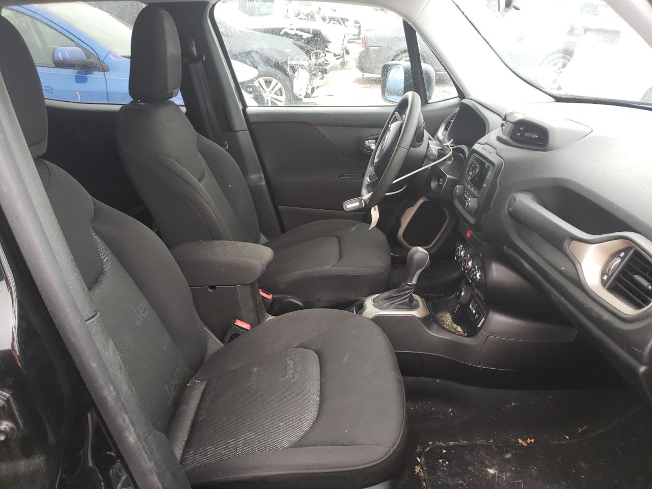 Photo 5 from auction – 2017 JEEP RENEGADE S with VIN ZACCJBAB8HPG39822