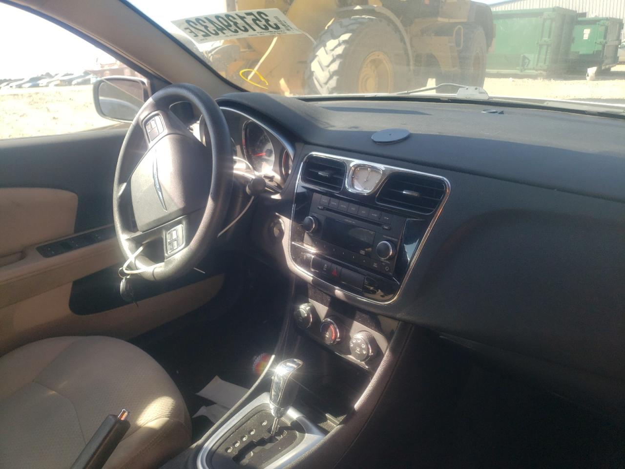 Photo 9 from auction – 2011 CHRYSLER 200 LX with VIN 1C3BC4FBXBN565902