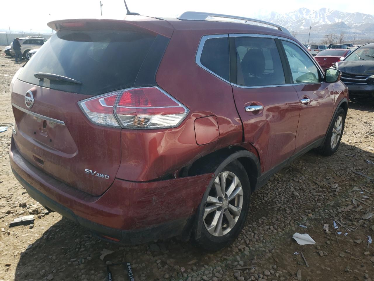 Photo 4 from auction – 2016 NISSAN ROGUE S with VIN KNMAT2MVXGP719772