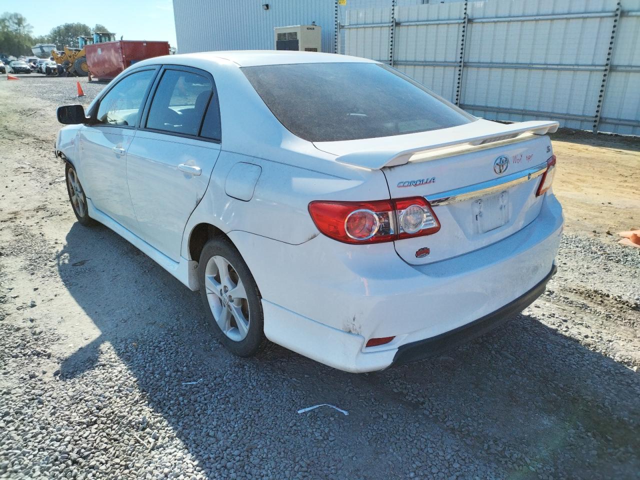 Photo 3 from auction – 2013 TOYOTA COROLLA BA with VIN 2T1BU4EE6DC040409