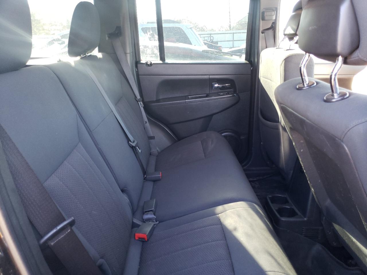 Photo 6 from auction – 2012 JEEP LIBERTY SP with VIN 1C4PJMAK2CW165567