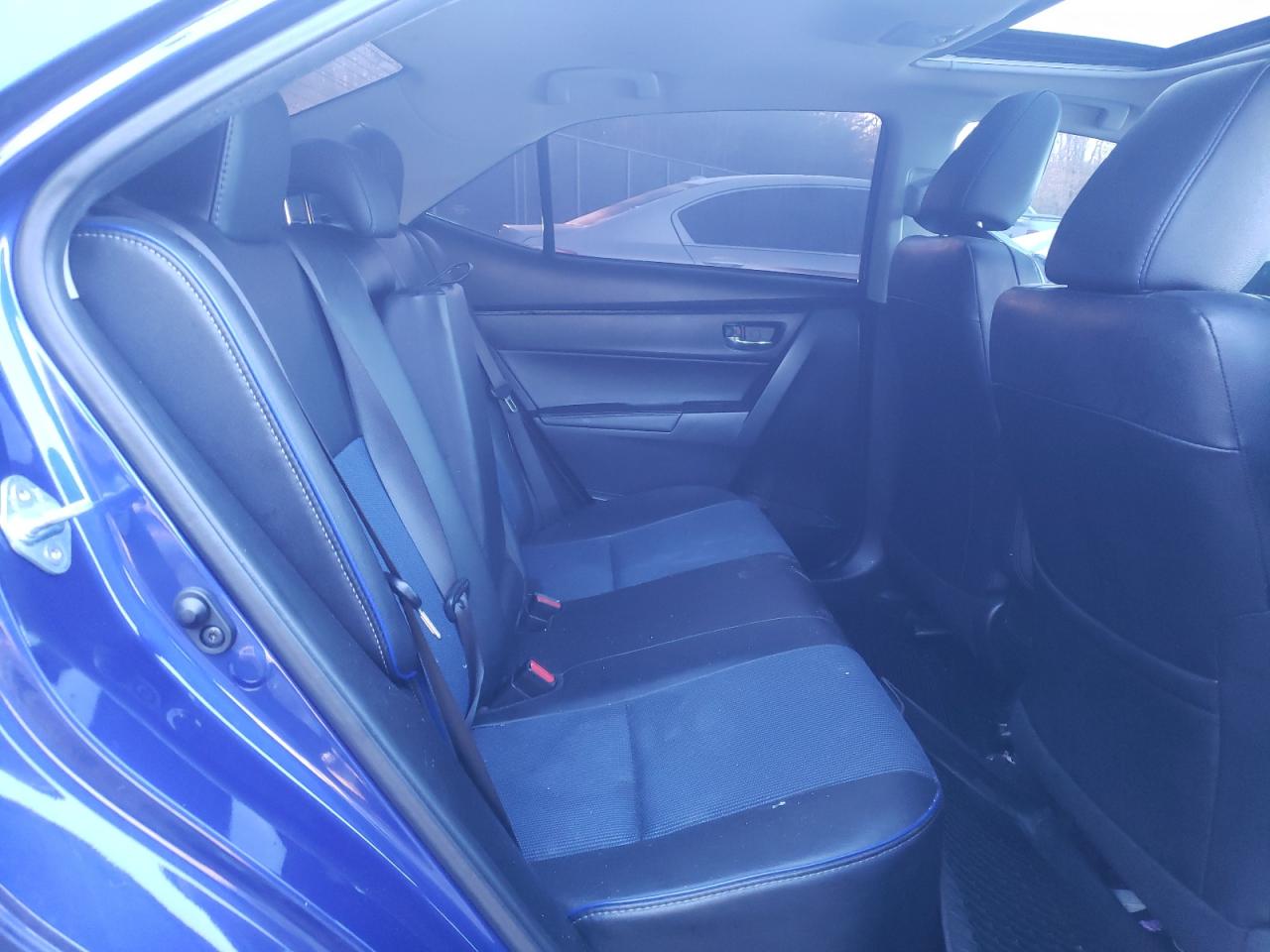 Photo 6 from auction – 2018 TOYOTA COROLLA L with VIN 2T1BURHE8JC083895