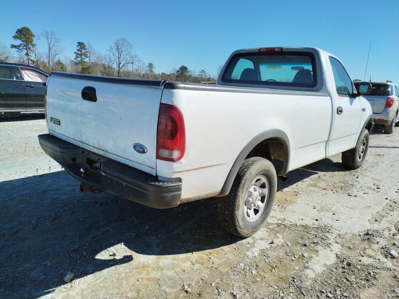 Photo 4 from auction – 1997 FORD F250 with VIN 1FTFF28LXVNC79325