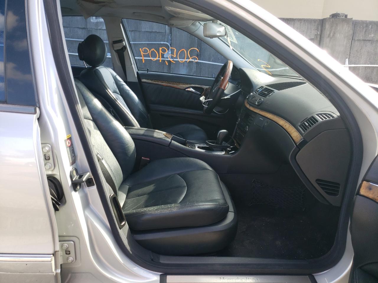 Photo 5 from auction – 2003 MERCEDES-BENZ E 500 with VIN WDBUF70J03A144811