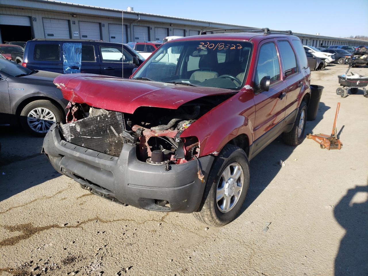 Photo 2 from auction – 2004 FORD ESCAPE XLT with VIN 1FMYU031X4DA07785