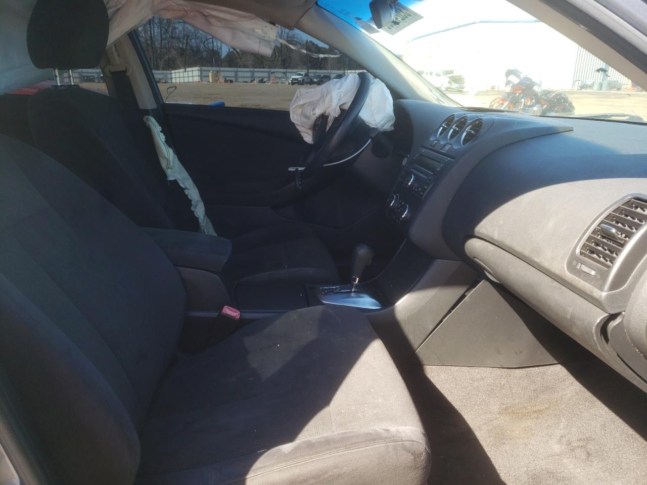 Photo 5 from auction – 2010 NISSAN ALTIMA with VIN 1N4AL2AP0AN534726