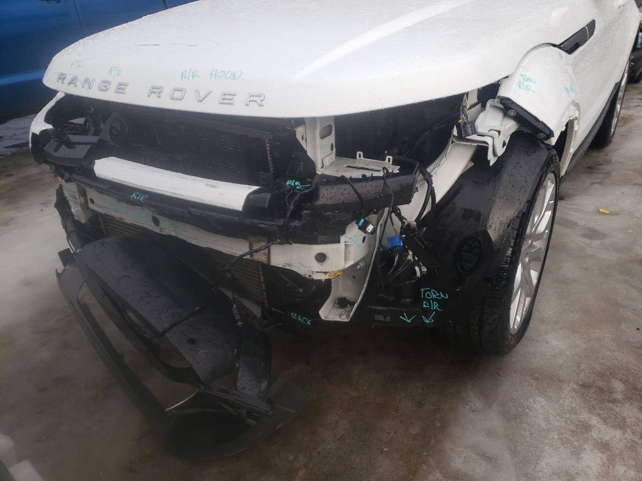 Photo 9 from auction – 2015 LAND ROVER RANGE ROVE with VIN SALVR2BG2FH051407