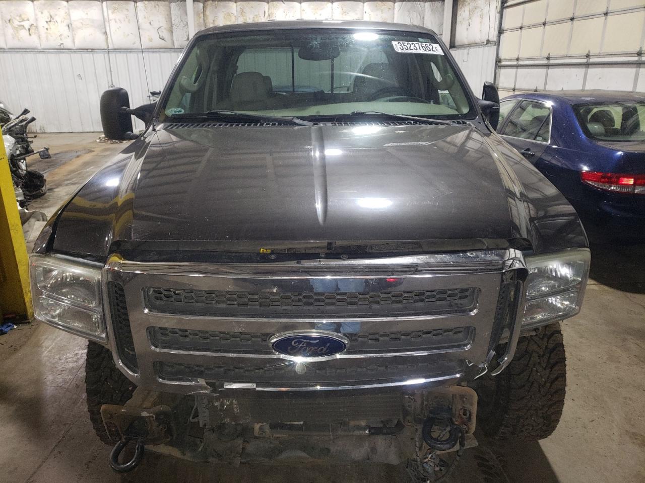 Photo 7 from auction – 2005 FORD F250 with VIN 1FTSW21525EB12399