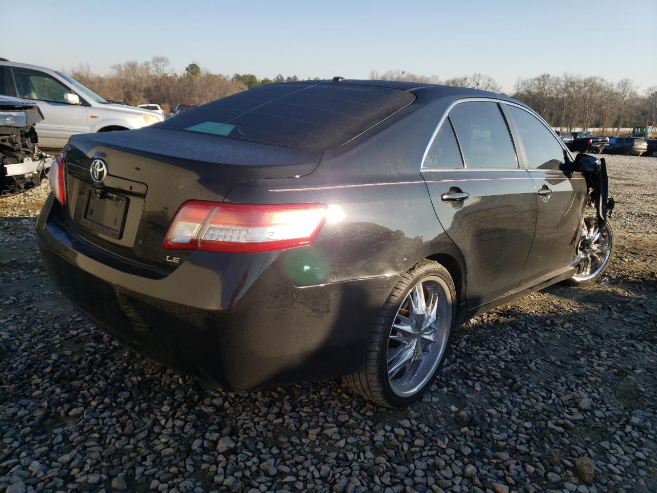 Photo 4 from auction – 2010 TOYOTA CAMRY BASE with VIN 4T4BF3EK0AR040061