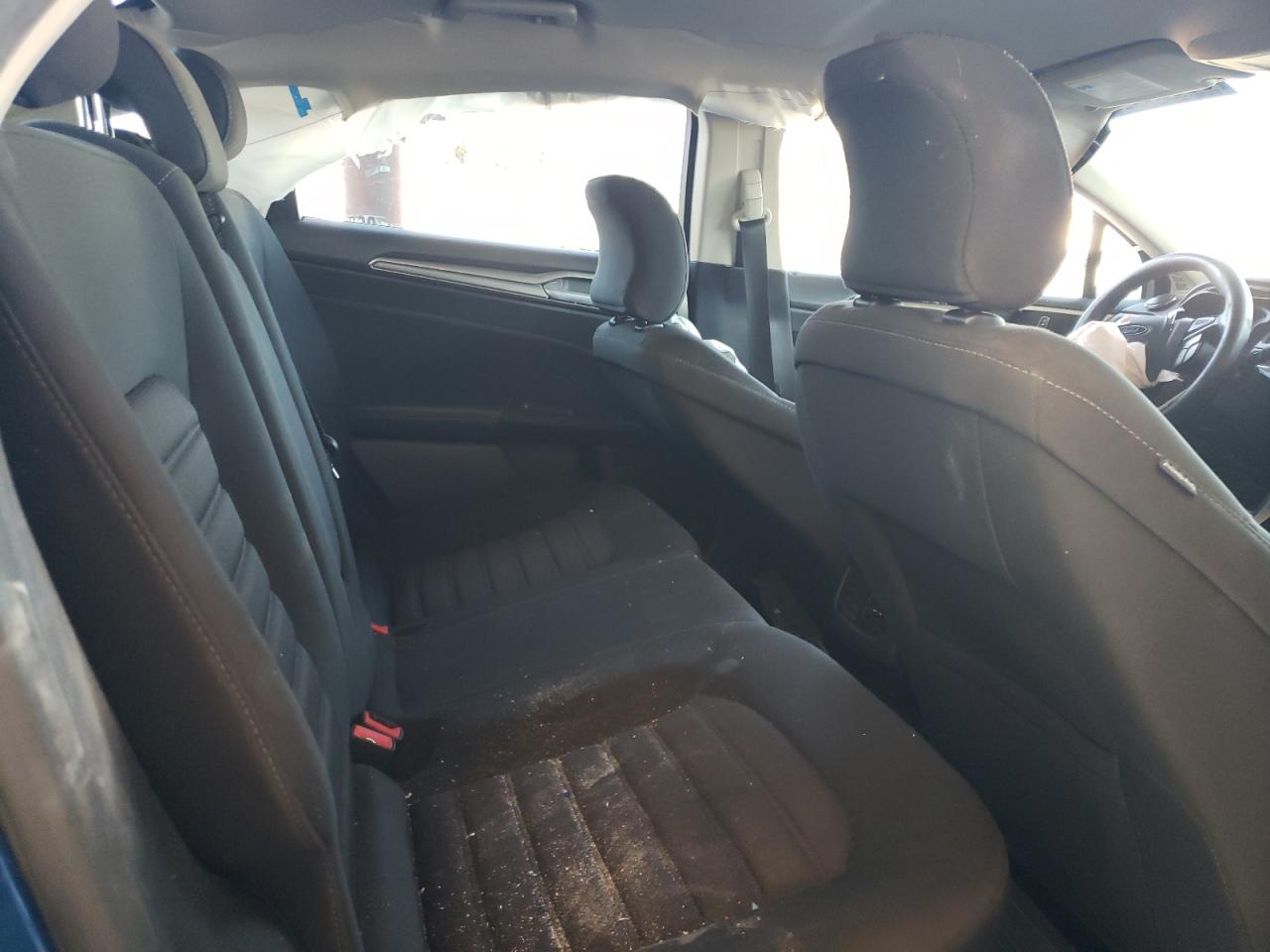 Photo 6 from auction – 2017 FORD FUSION SE with VIN 3FA6P0LU4HR384922