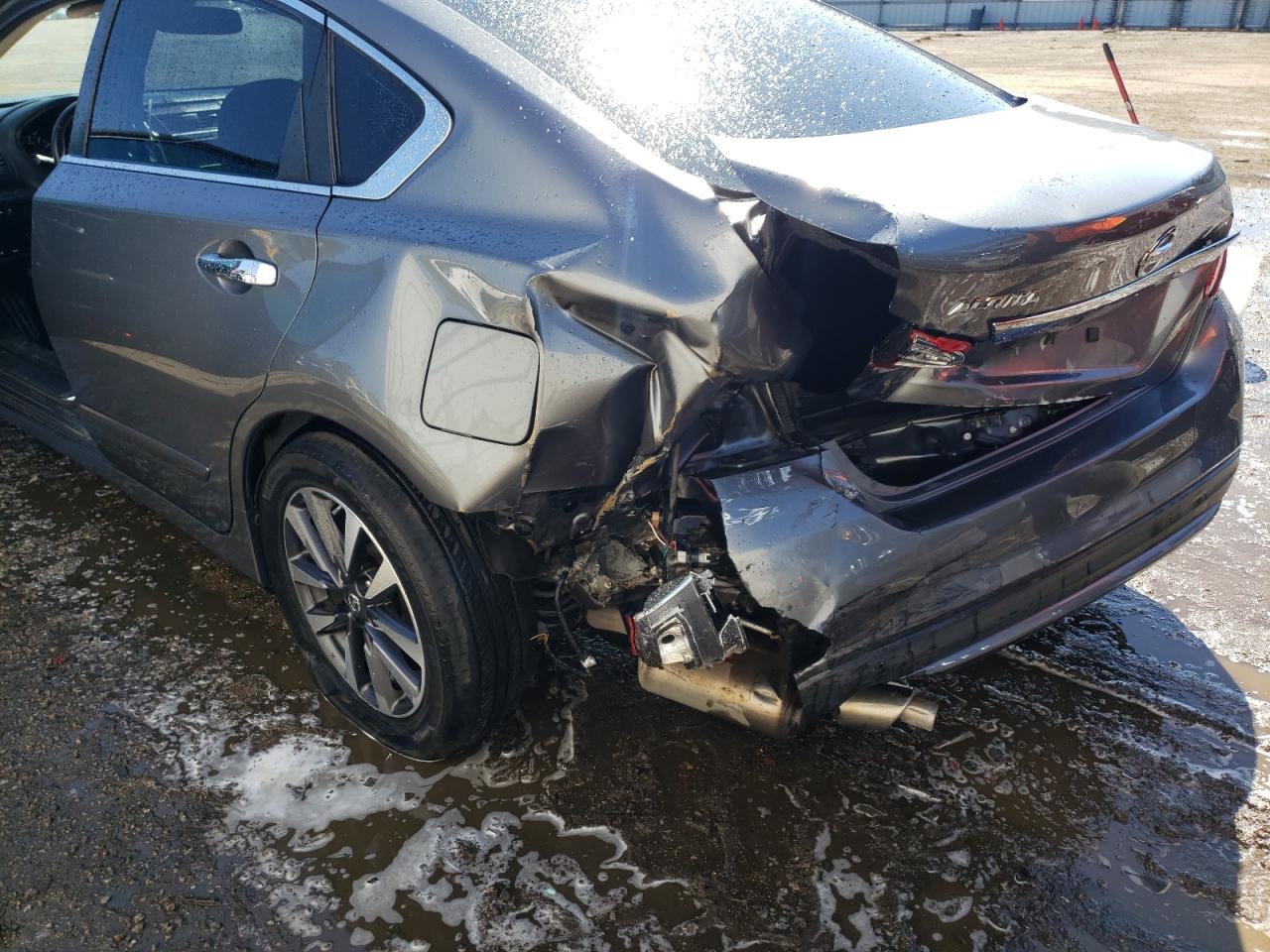 Photo 9 from auction – 2016 NISSAN ALTIMA 2.5 with VIN 1N4AL3AP1GC134698