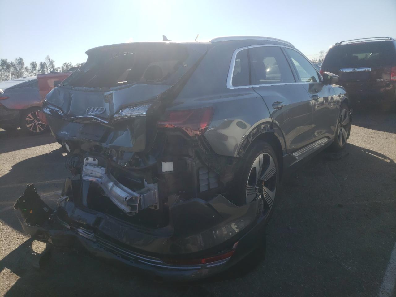 Photo 4 from auction – 2019 AUDI E-TRON PRE with VIN WA1VAAGE3KB006712