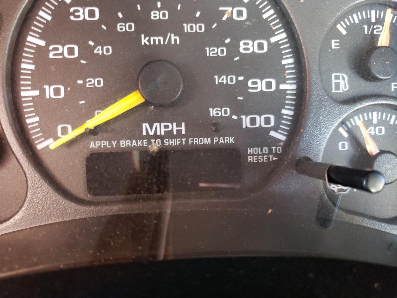 Photo 8 from auction – 2001 CHEVROLET SILVERADO with VIN 1GCEK19T31E215122