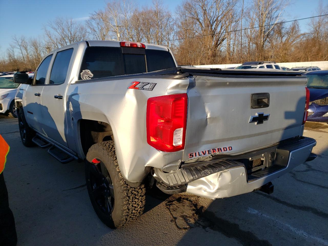 Photo 3 from auction – 2018 CHEVROLET SILVERADO with VIN 3GCUKSEC2JG349538