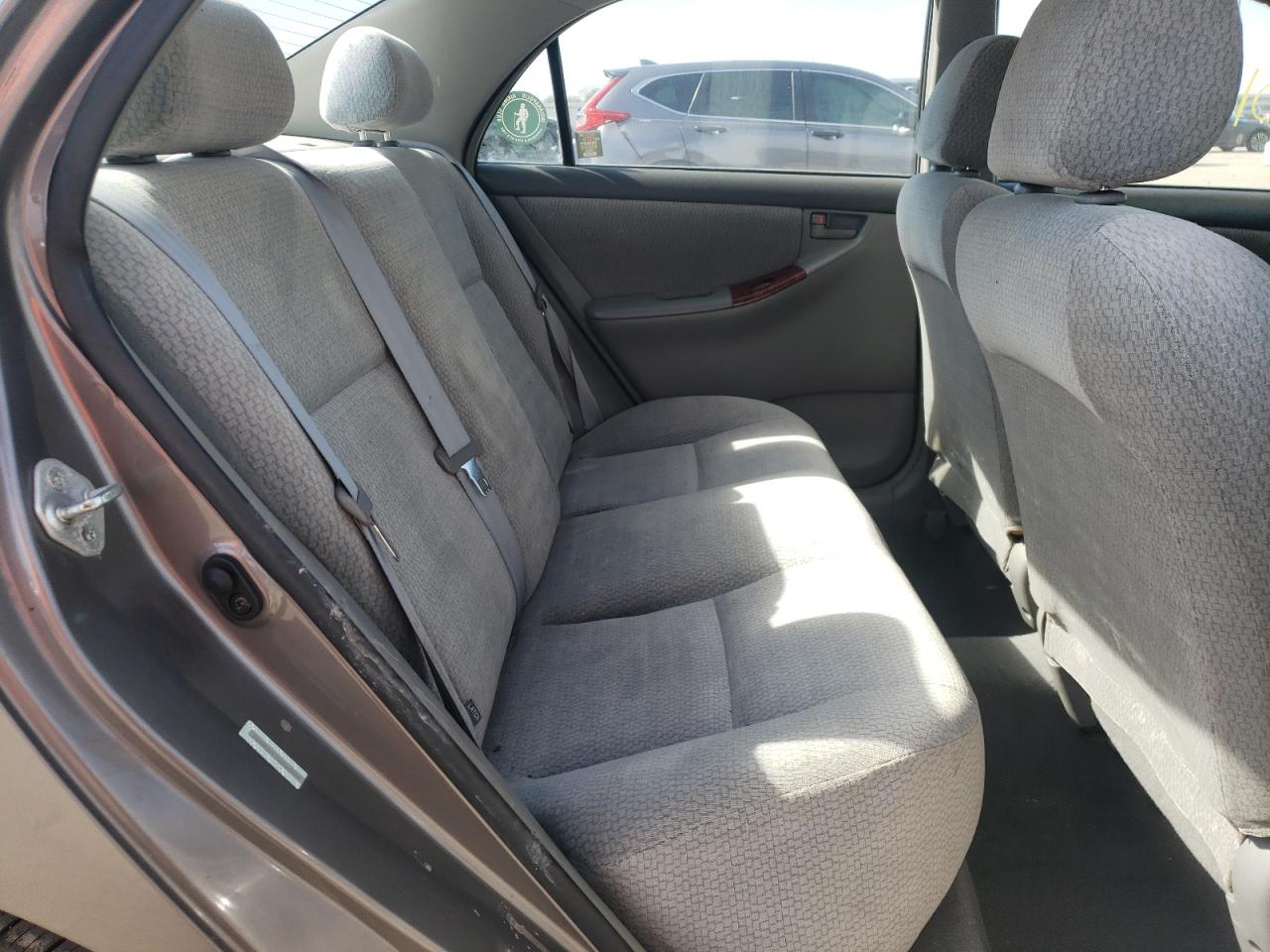 Photo 6 from auction – 2004 TOYOTA COROLLA CE with VIN 1NXBR32E24Z245594