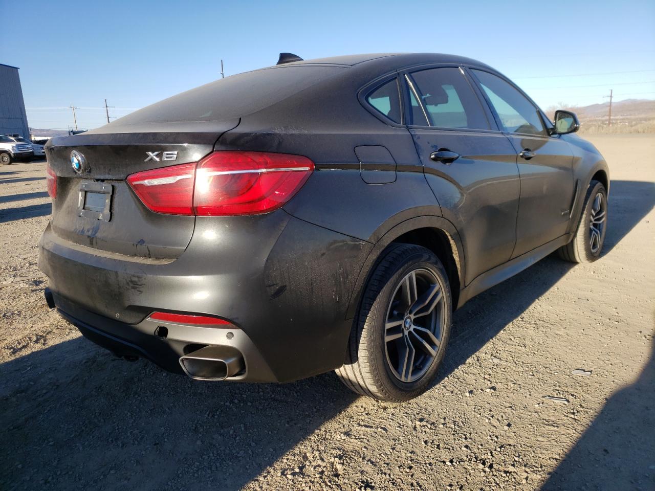 Photo 4 from auction – 2016 BMW X6 XDRIVE5 with VIN 5UXKU6C53G0R34282