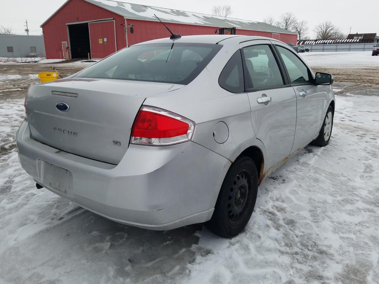 Photo 4 from auction – 2010 FORD FOCUS SE with VIN 1FAHP3FN3AW179206