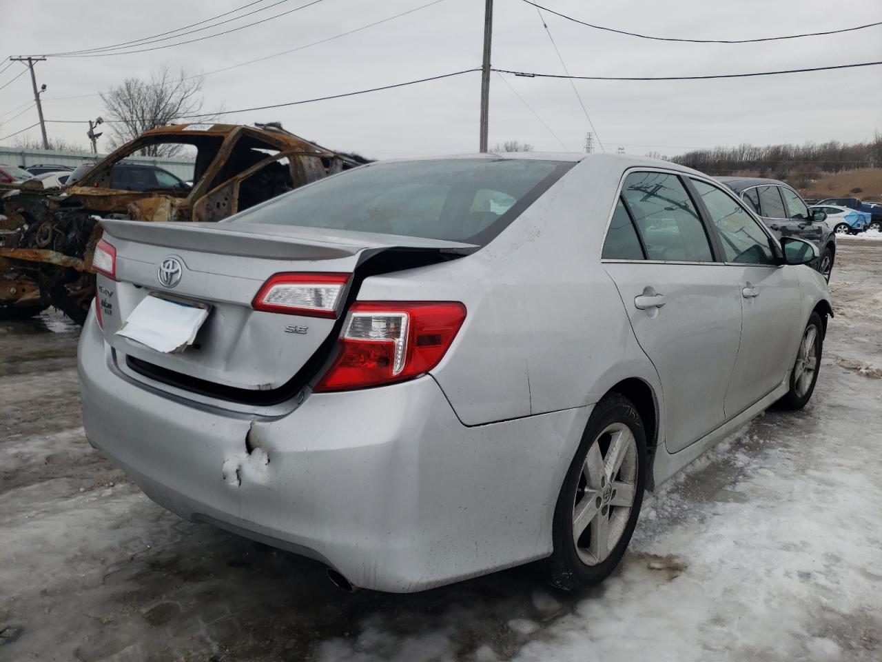 Photo 4 from auction – 2014 TOYOTA CAMRY L with VIN 4T1BF1FK6EU834520