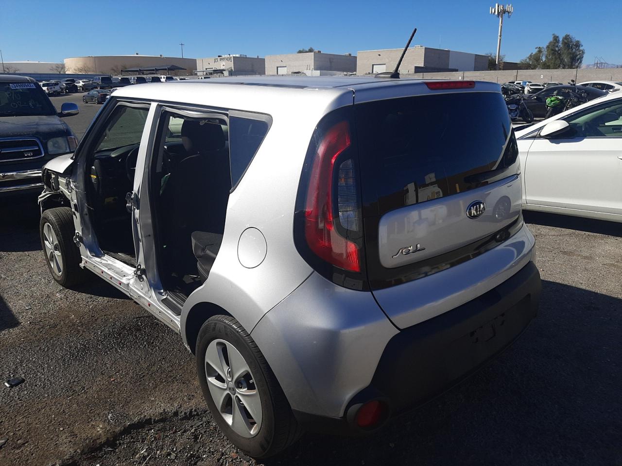 Photo 3 from auction – 2016 KIA SOUL with VIN KNDJN2A21G7873484