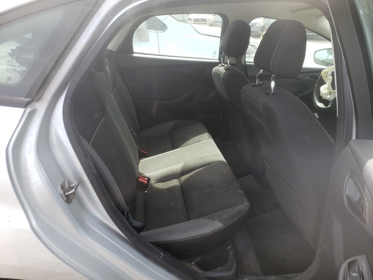 Photo 6 from auction – 2012 FORD FOCUS SE with VIN 1FAHP3F22CL269375