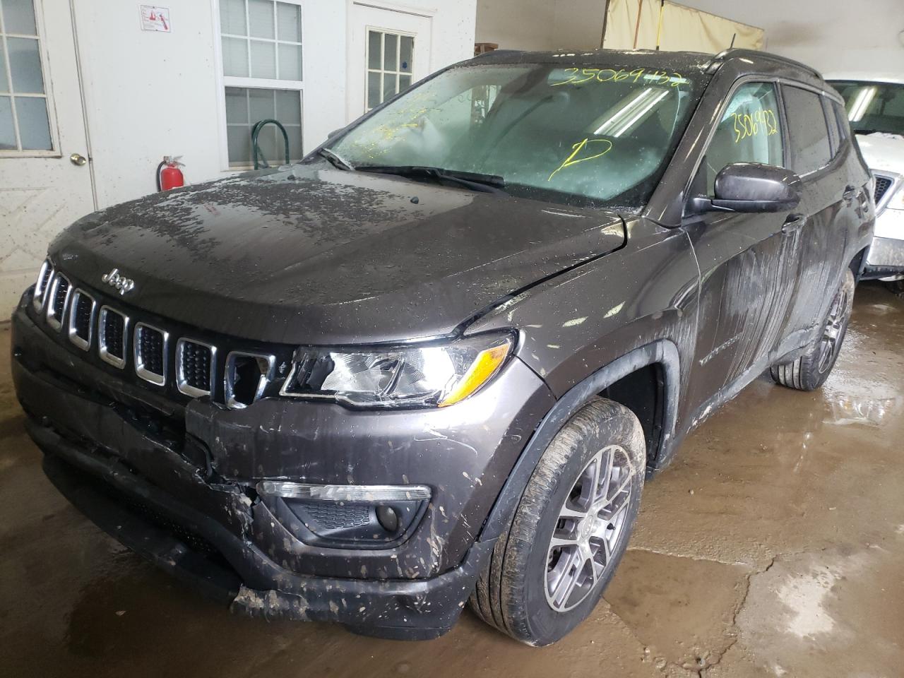 Photo 2 from auction – 2018 JEEP COMPASS LA with VIN 3C4NJDBB9JT100661