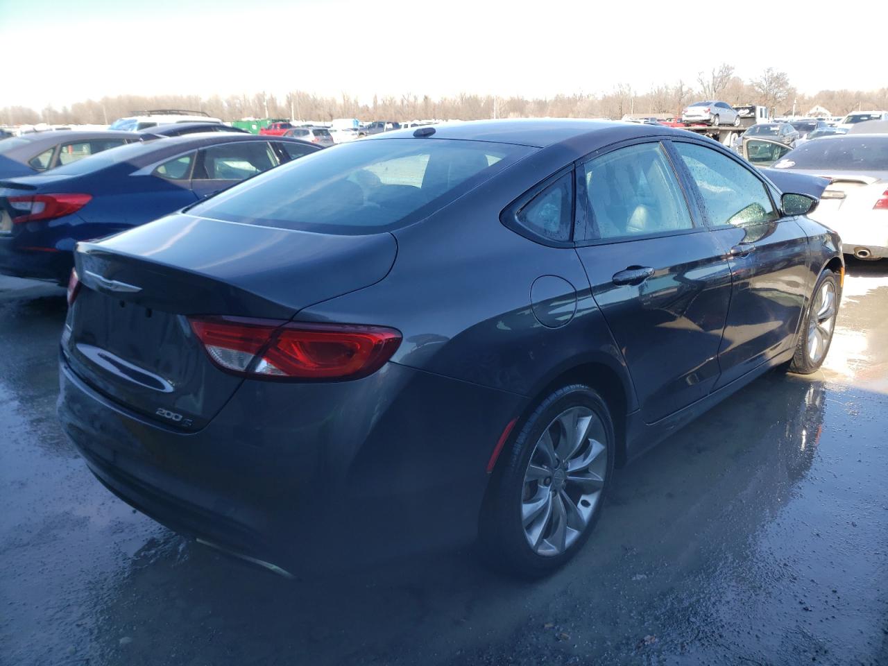 Photo 4 from auction – 2015 CHRYSLER 200 S with VIN 1C3CCCBB3FN594040