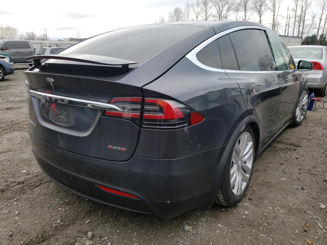 Photo 4 from auction – 2016 TESLA MODEL X with VIN 5YJXCBE46GF010685