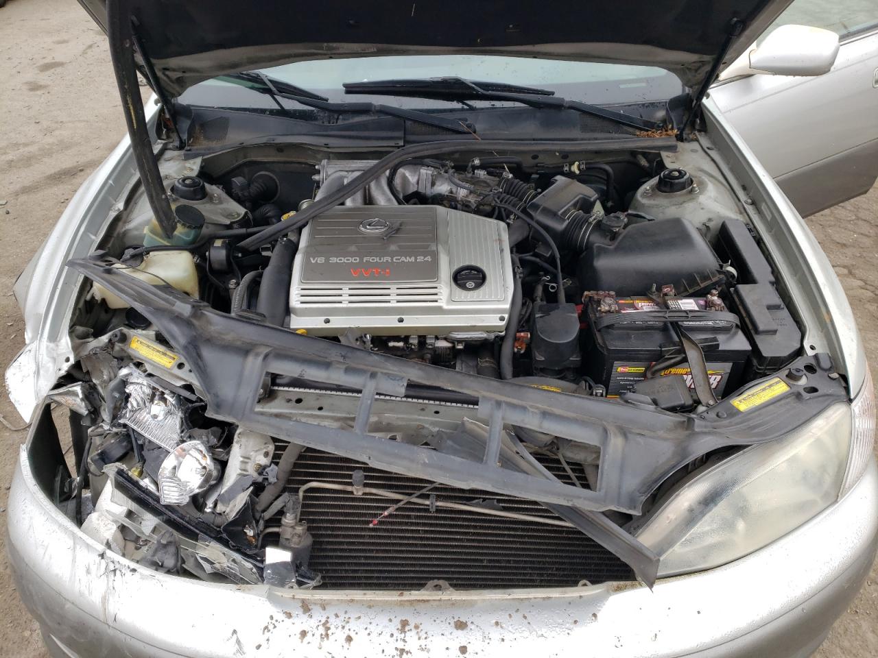Photo 7 from auction – 2000 LEXUS ES 300 with VIN JT8BF28G4Y5086446