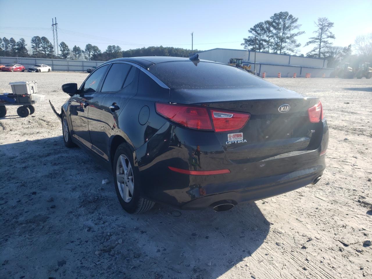 Photo 3 from auction – 2015 KIA OPTIMA LX with VIN 5XXGM4A71FG477792