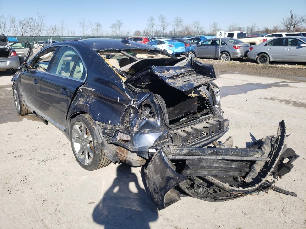 Photo 3 from auction – 2011 VOLVO S80 3.2 with VIN YV1952AS8B1135562