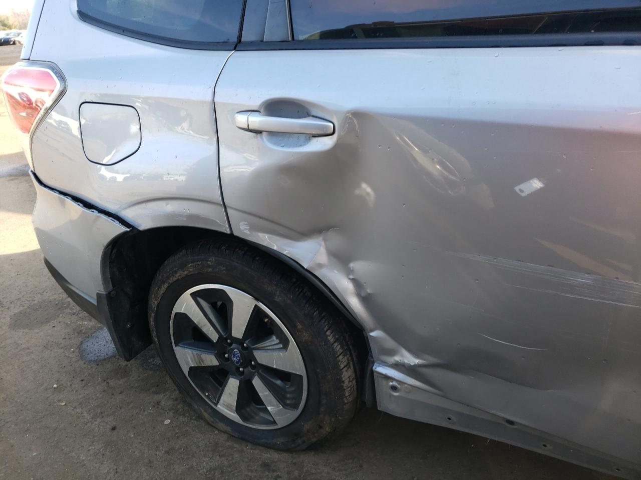 Photo 9 from auction – 2017 SUBARU FORESTER 2 with VIN JF2SJAGC4HH541370