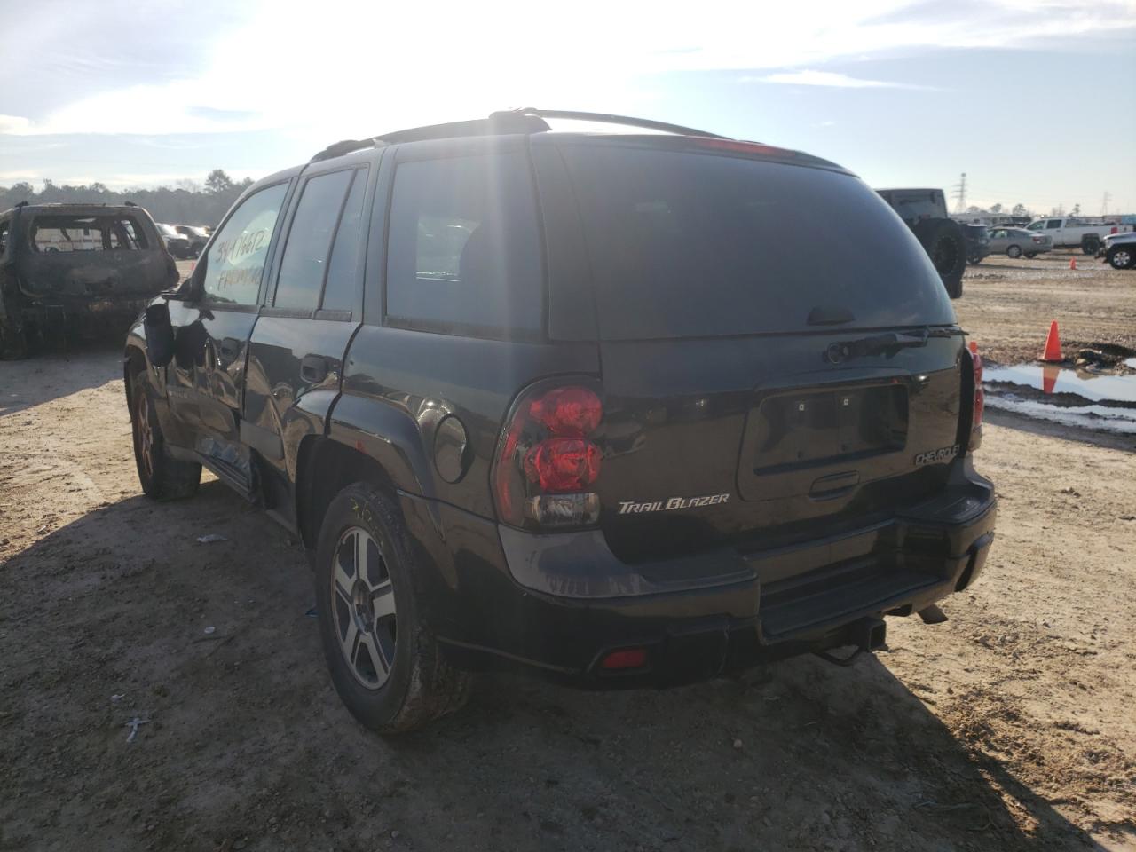 Photo 3 from auction – 2003 CHEVROLET TRAILBLAZE with VIN 1GNDT13S432274085