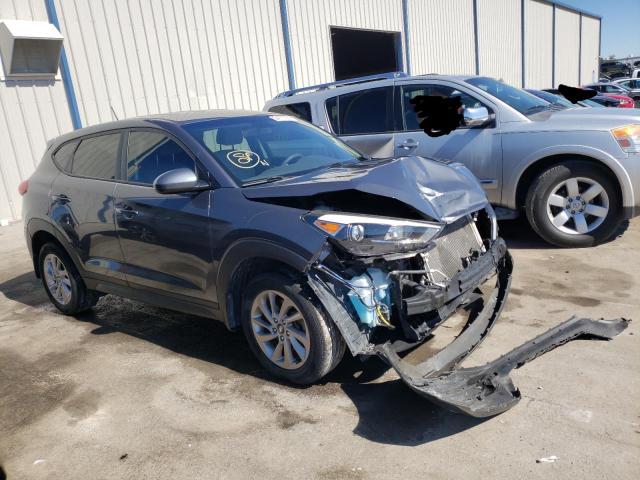 HYUNDAI TUCSON SE 2017 with VIN KM8J23A42HU565139 - Photo from auction