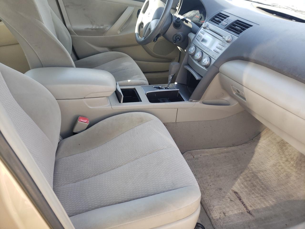 Photo 5 from auction – 2010 TOYOTA CAMRY BASE with VIN 4T4BF3EK0AR031439