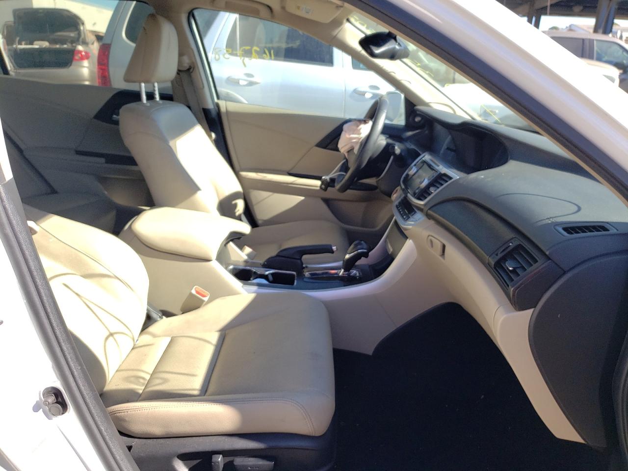 Photo 5 from auction – 2014 HONDA ACCORD EXL with VIN 1HGCR2F82EA308138