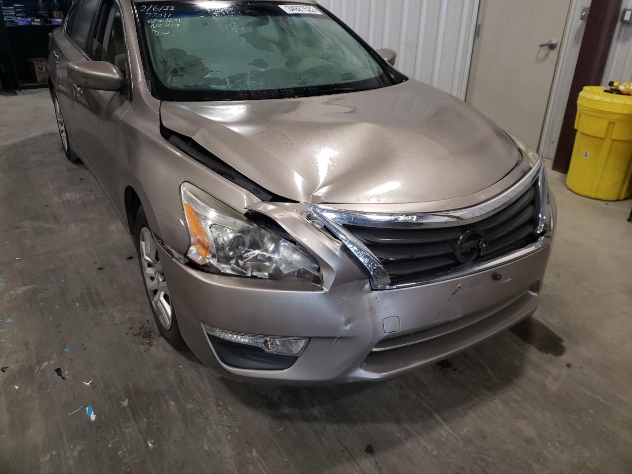 Photo 9 from auction – 2015 NISSAN ALTIMA 2.5 with VIN 1N4AL3AP1FN301631