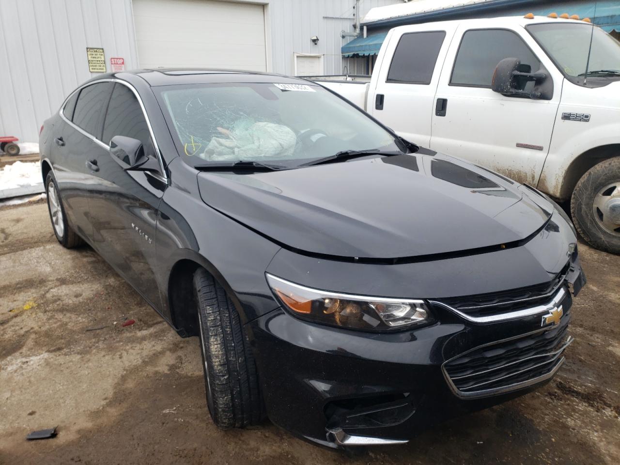 CHEVROLET MALIBU LT 2018 with VIN 1G1ZD5ST4JF153570 - Photo from auction