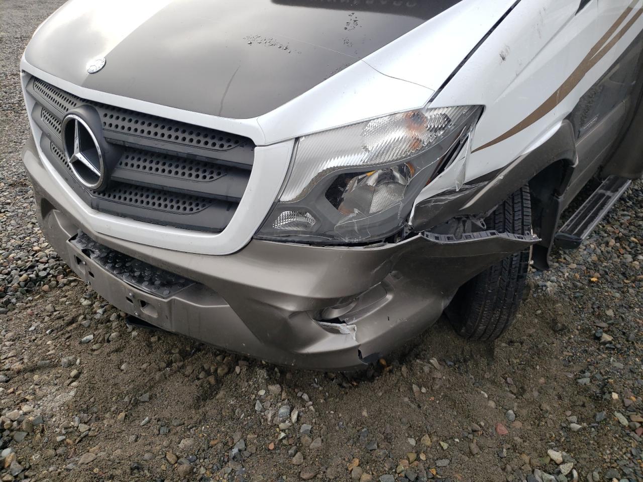 Photo 9 from auction – 2016 MERCEDES-BENZ SPRINTER with VIN WDAPF4CC6F9617503