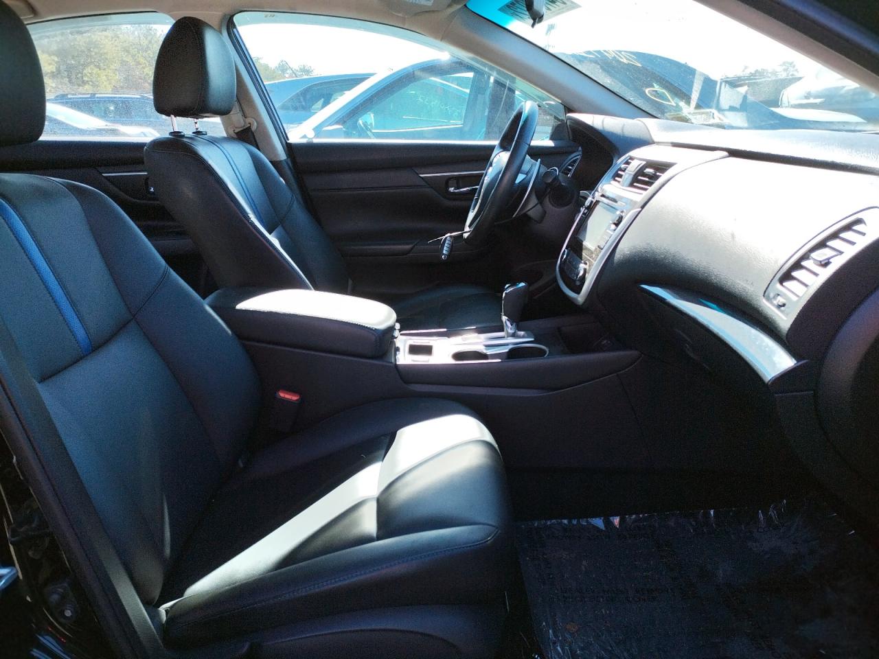 Photo 5 from auction – 2018 NISSAN ALTIMA with VIN 1N4AL3AP3JC209716