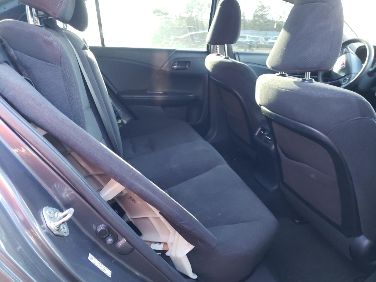 Photo 6 from auction – 2014 HONDA ACCORD EX with VIN 1HGCR2F72EA075918