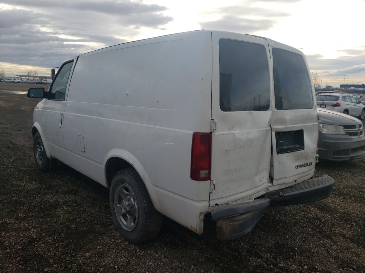 Photo 3 from auction – 2003 CHEVROLET ASTRO with VIN 1GCDM19X13B110351