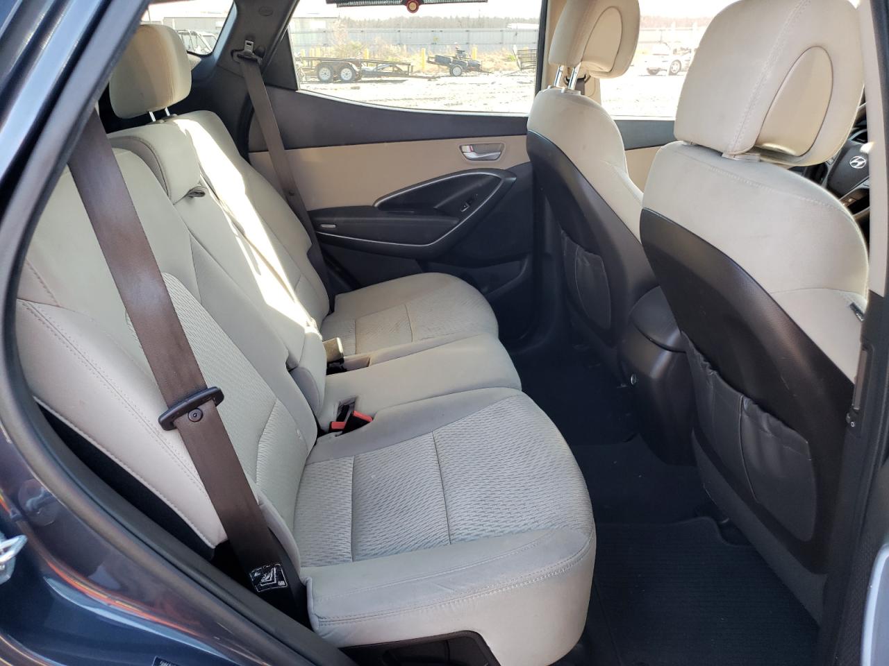 Photo 6 from auction – 2017 HYUNDAI SANTA FE with VIN 5NMZU3LB0HH019914