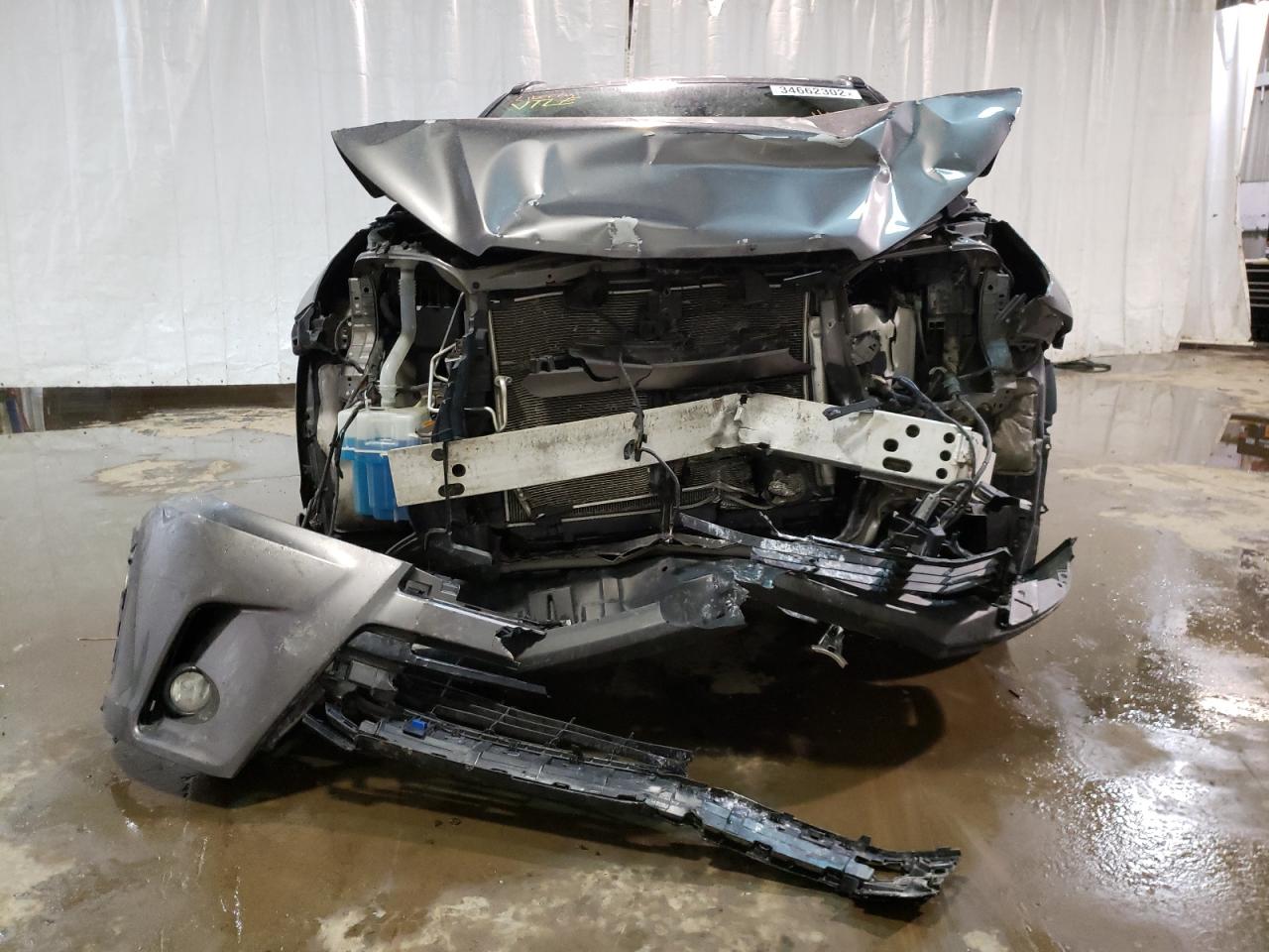 Photo 9 from auction – 2018 TOYOTA HIGHLANDER with VIN 5TDJZRFH8JS872369