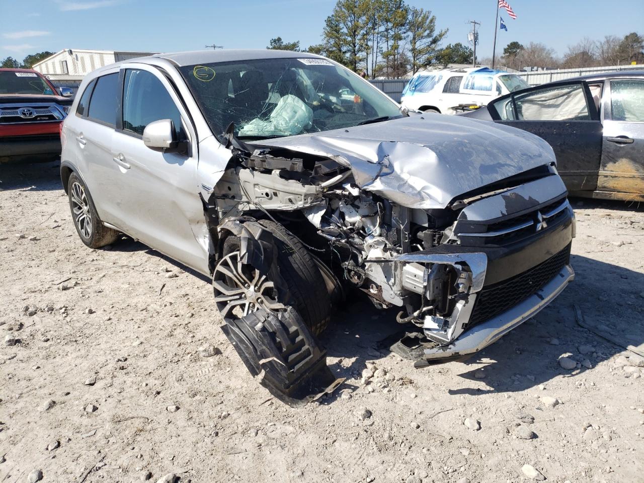 MITSUBISHI OUTLANDER 2019 with VIN JA4AR3AU7KU012908 - Photo from auction