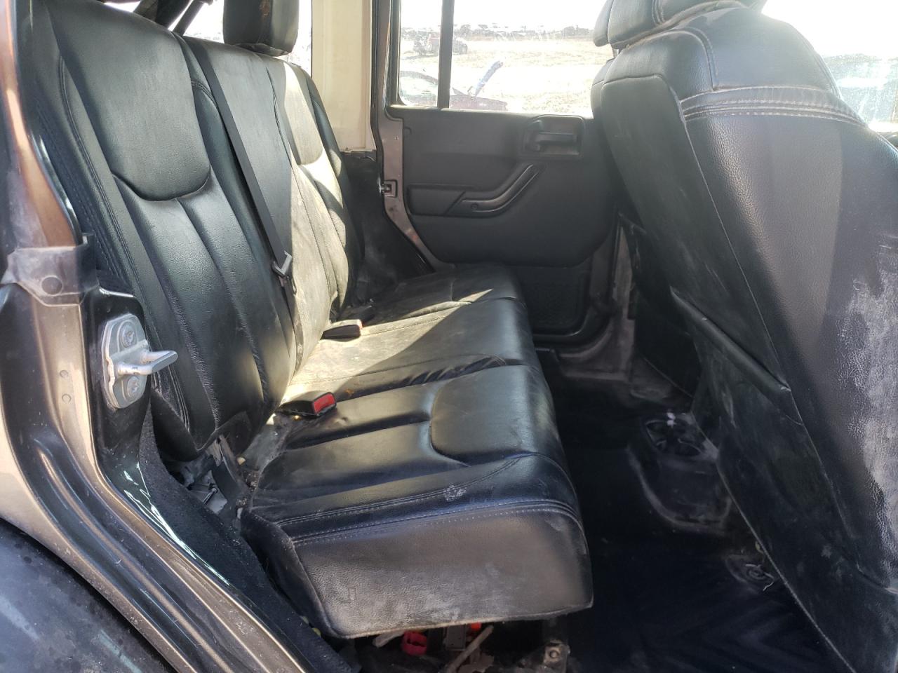 Photo 6 from auction – 2017 JEEP WRANGLER U with VIN 1C4BJWEG5HL645476