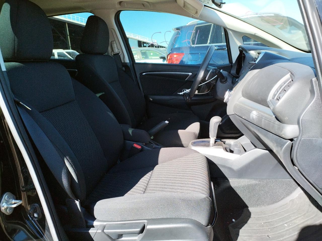 Photo 5 from auction – 2019 HONDA FIT EX with VIN 3HGGK5H85KM740449